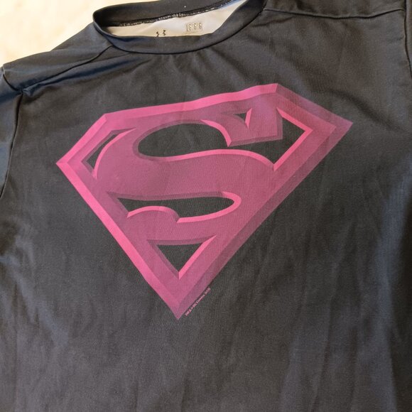 Under Armour Heatgear Women's Athletic Top Superman Logo Size L - Picture 2 of 13